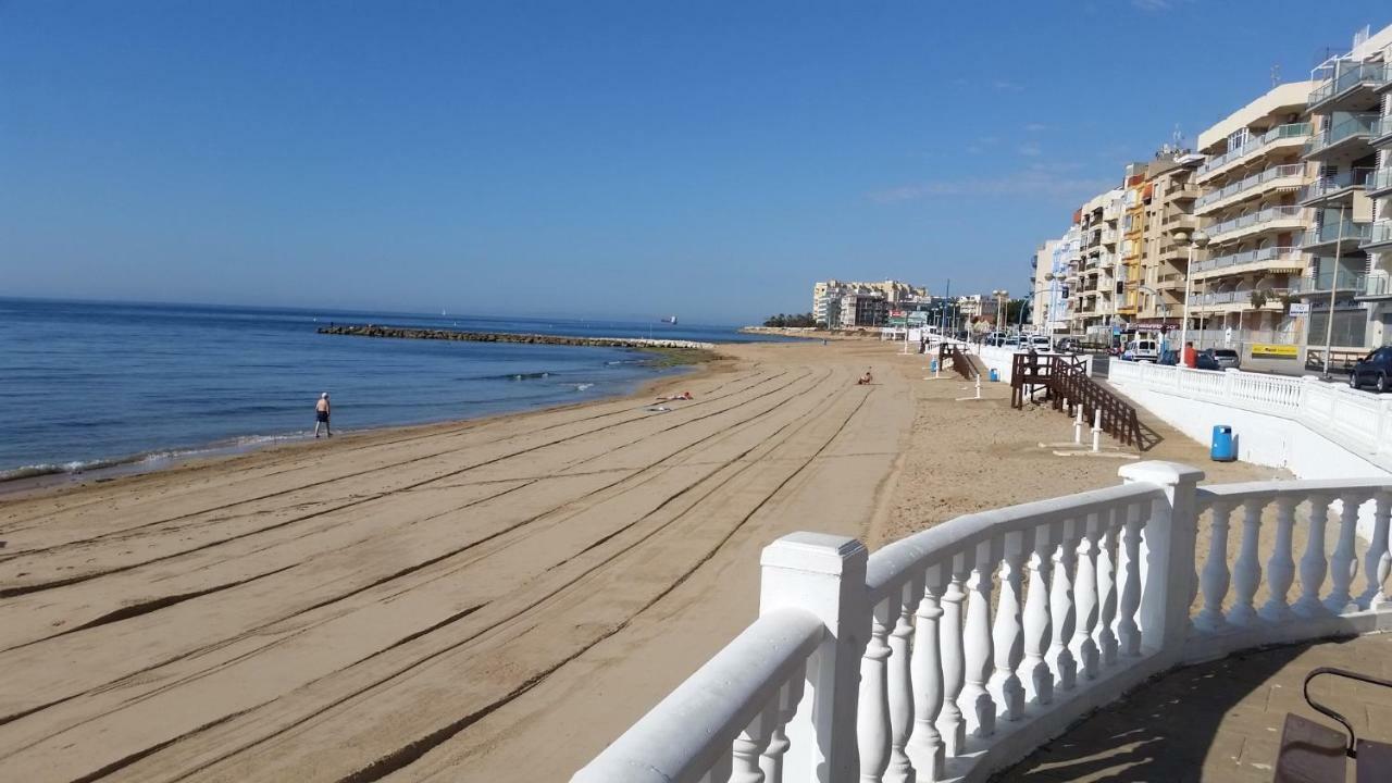 Apartamento A 150 M De La Playa Torrevieja Eksteriør billede