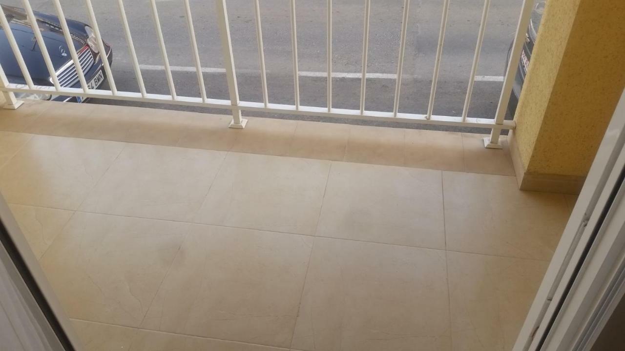 Apartamento A 150 M De La Playa Torrevieja Eksteriør billede