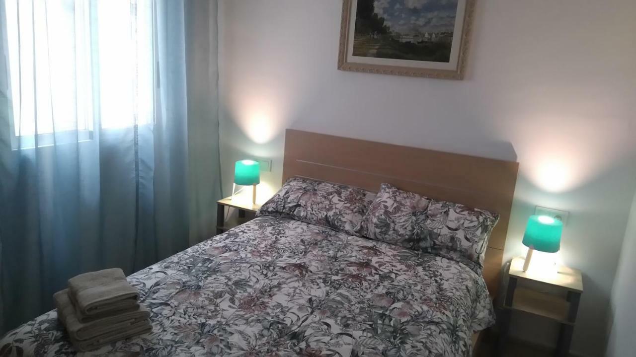 Apartamento A 150 M De La Playa Torrevieja Eksteriør billede