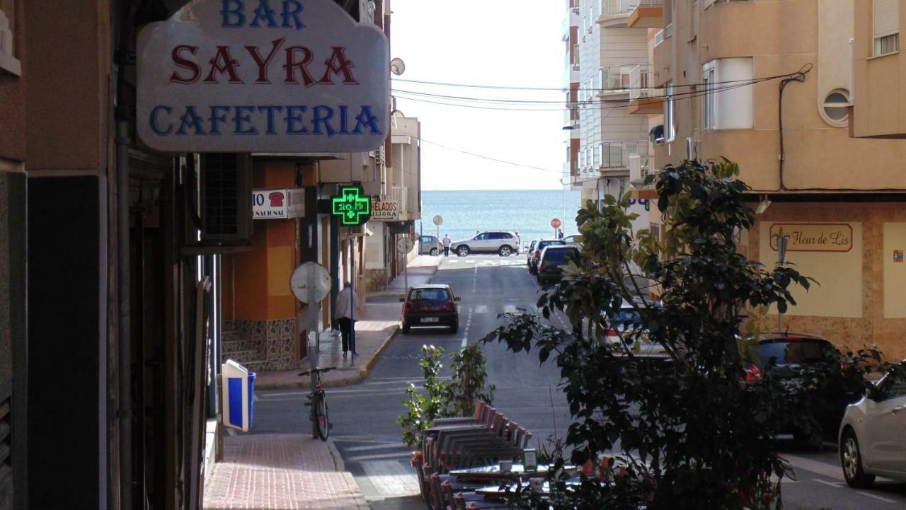 Apartamento A 150 M De La Playa Torrevieja Eksteriør billede